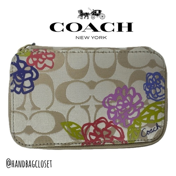 Coach Travel Jewelry Box Made of Appliqué Floral Graffiti Satin Flower - Picture 1 of 10